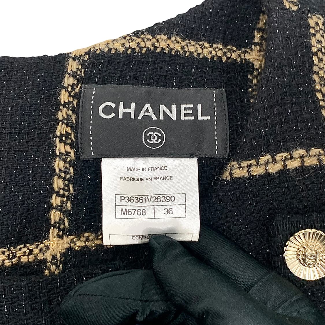 샤넬 CC 골드 버튼 트위드 민소매 미디 원피스 상품이미지6