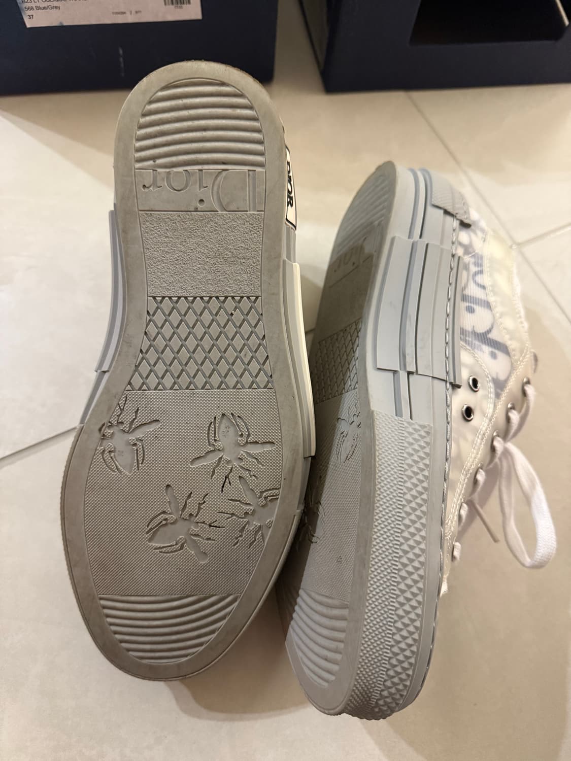 디올 오블리크 스니커즈 37 상품이미지5