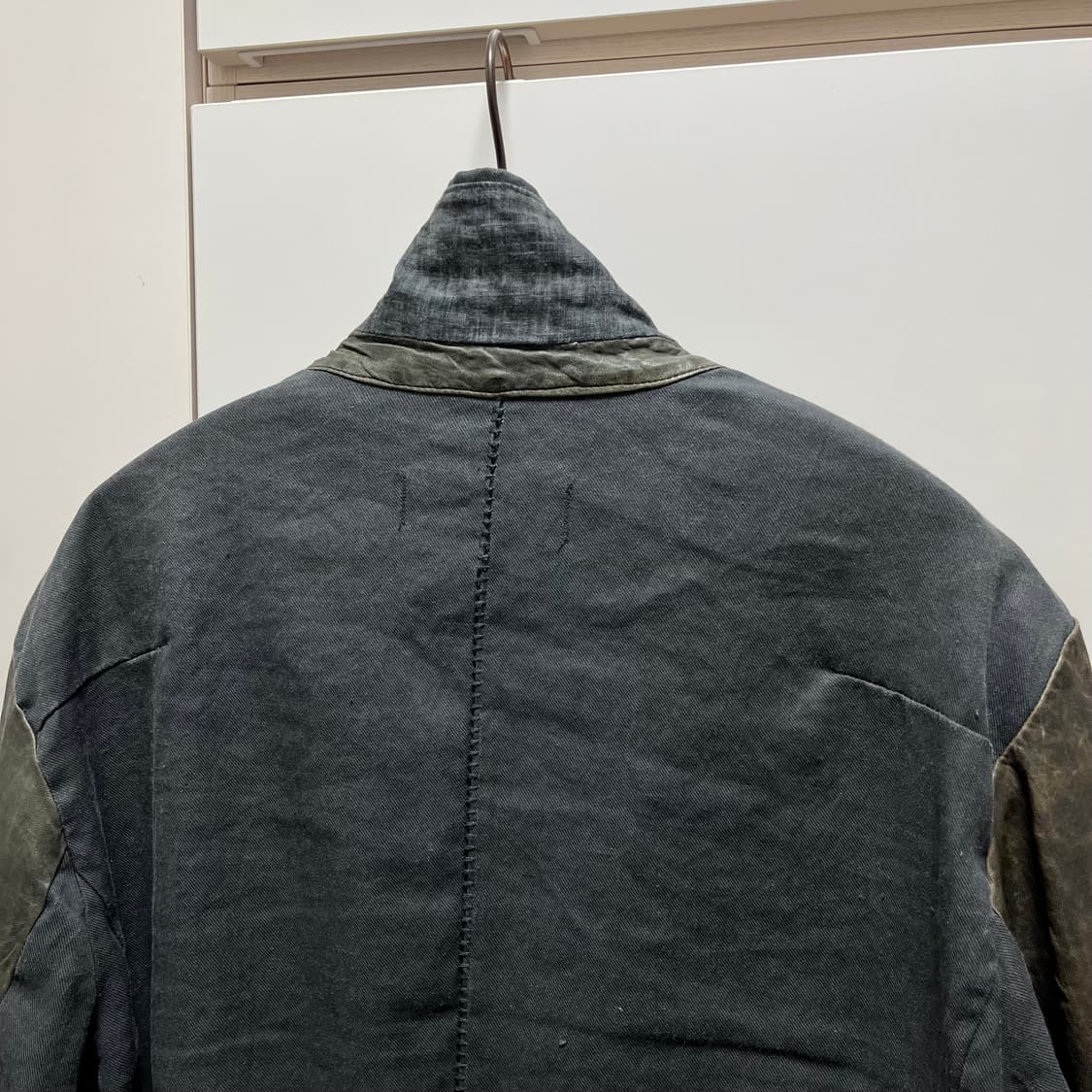 트랜짓 수소봉제 스탠드카라 램스킨자켓 상품이미지6