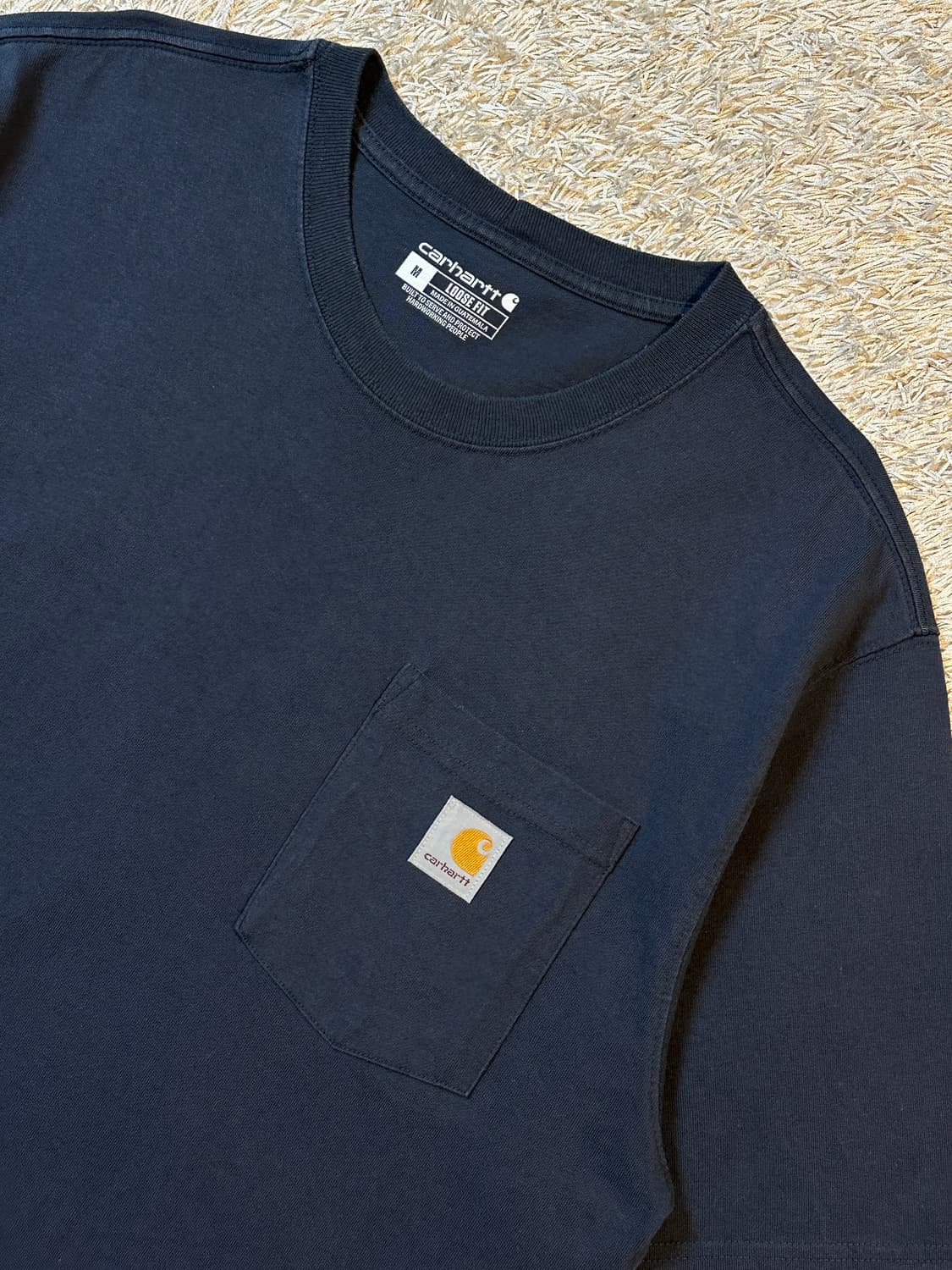 칼하트 CARHARTT 루즈핏 포켓 반팔 티셔츠 네이비 상품이미지2