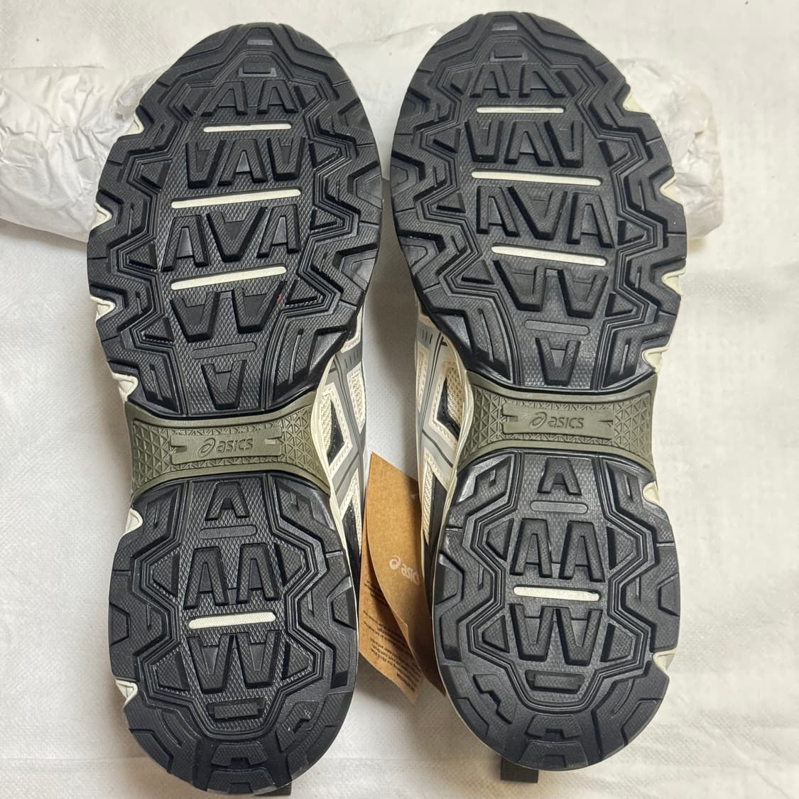 (새상품 9, 9.5) 아식스 젤 누노비키 다크올리브 크림 상품이미지7