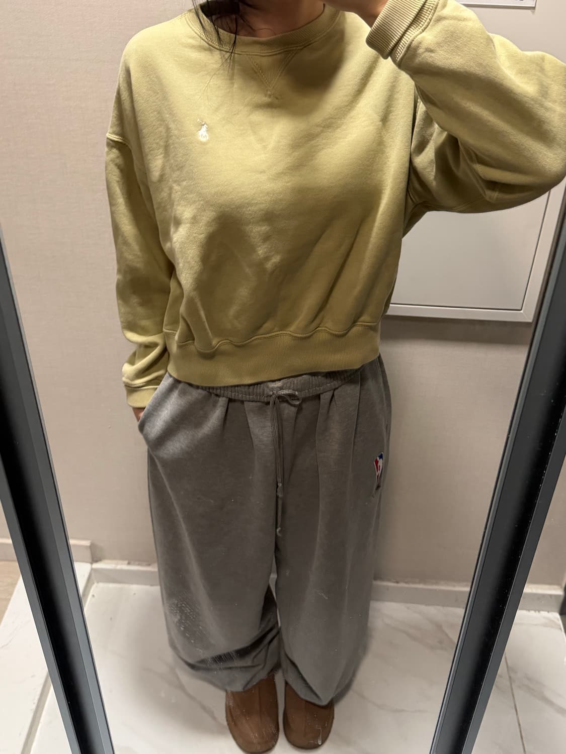 폴로 랄프로렌 올리브 맨투맨 xs (뒷면 프린팅) 상품이미지1