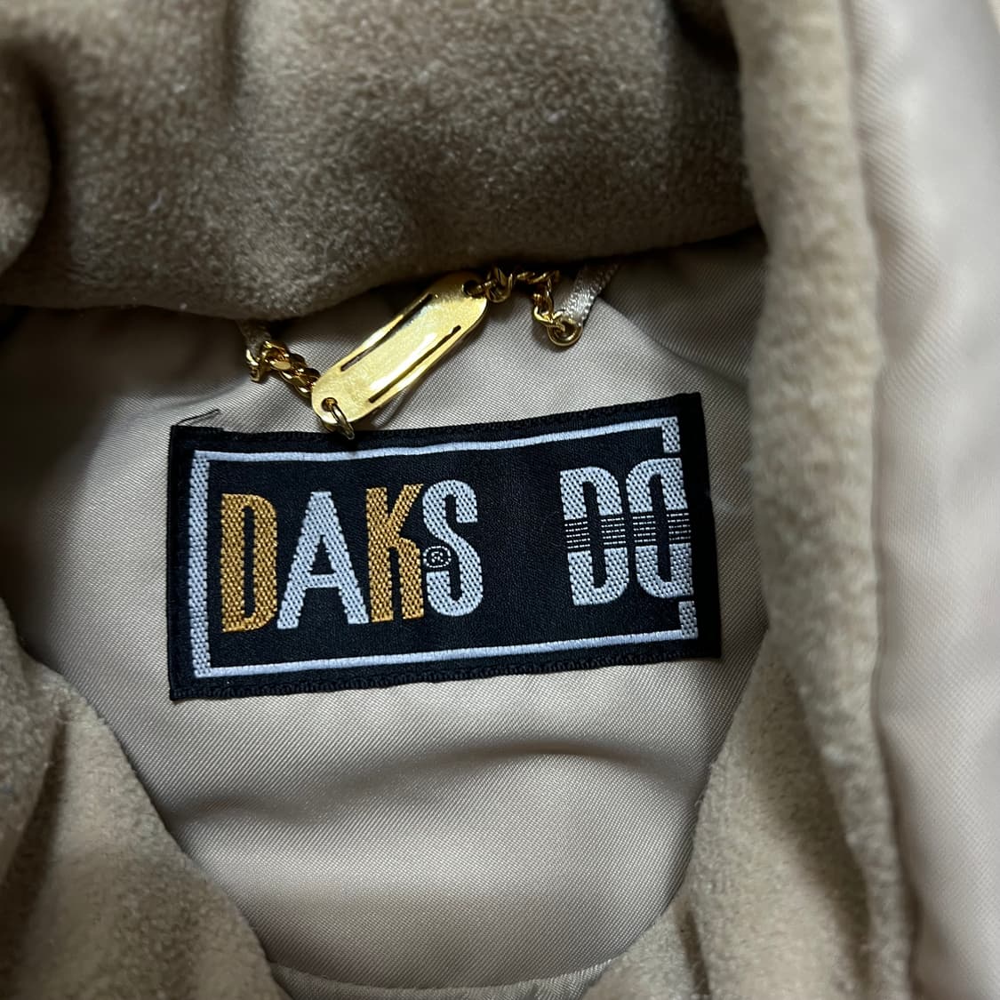 닥스 여성 프리미엄 덕다운 스탠드넥 패딩 점퍼 [베이지] L/100 상품이미지5