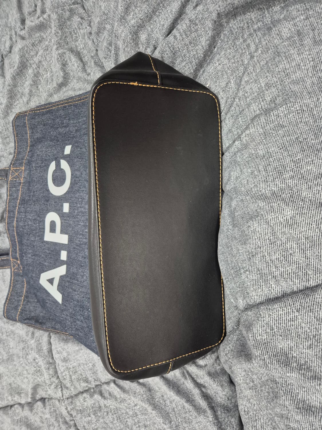 아페쎄 a.p.c. 악셀 토트백 라지 상품이미지2