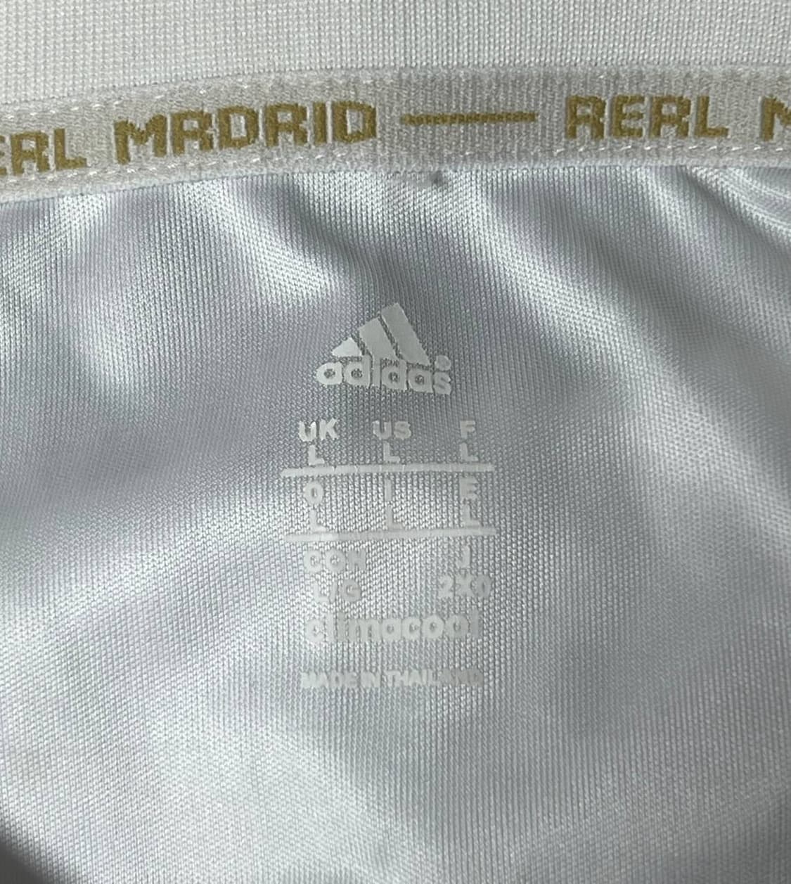 아디다스 X 레알마드리드 외질 유니폼 상품이미지3