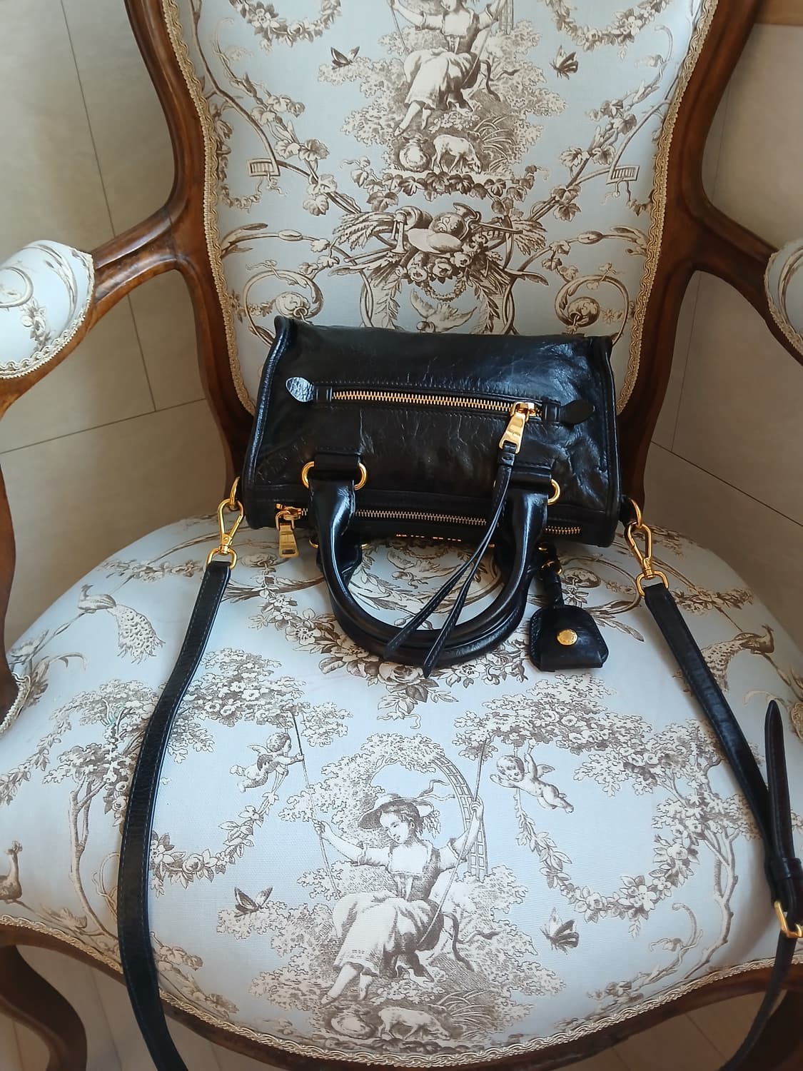 미우미우 미니 크로스백 상품이미지8