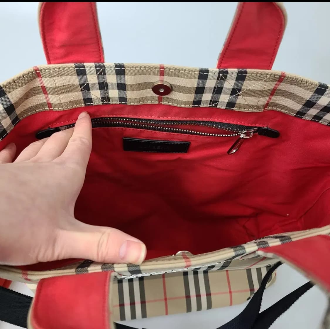 버버리 로고 아플리케 토트백겸 크로스백 OS 상품이미지8