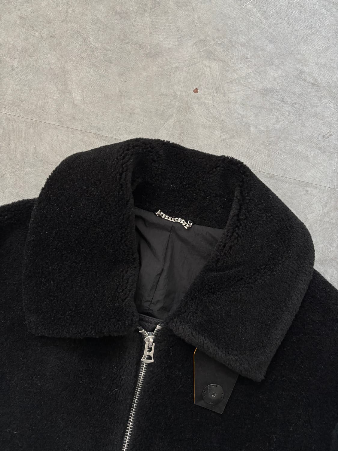 Solid Homme 솔리드 옴므 22FW 블랙 플리스 퍼 자켓 상품이미지4