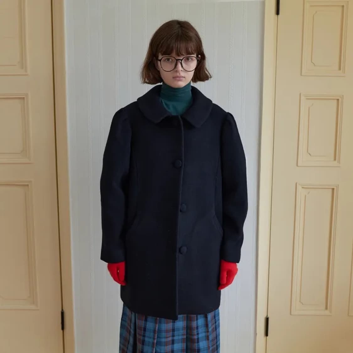 노컨텐츠 퍼프 싱글 하프 코트 네이비 상품이미지1