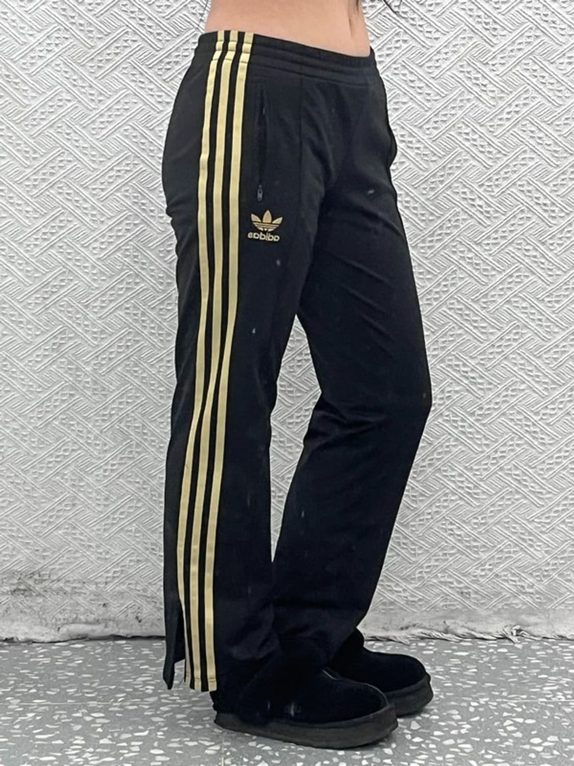 아디다스 올드스쿨 Y2K 파이어버드 검골 트랙팬츠 85 C08873 상품이미지1