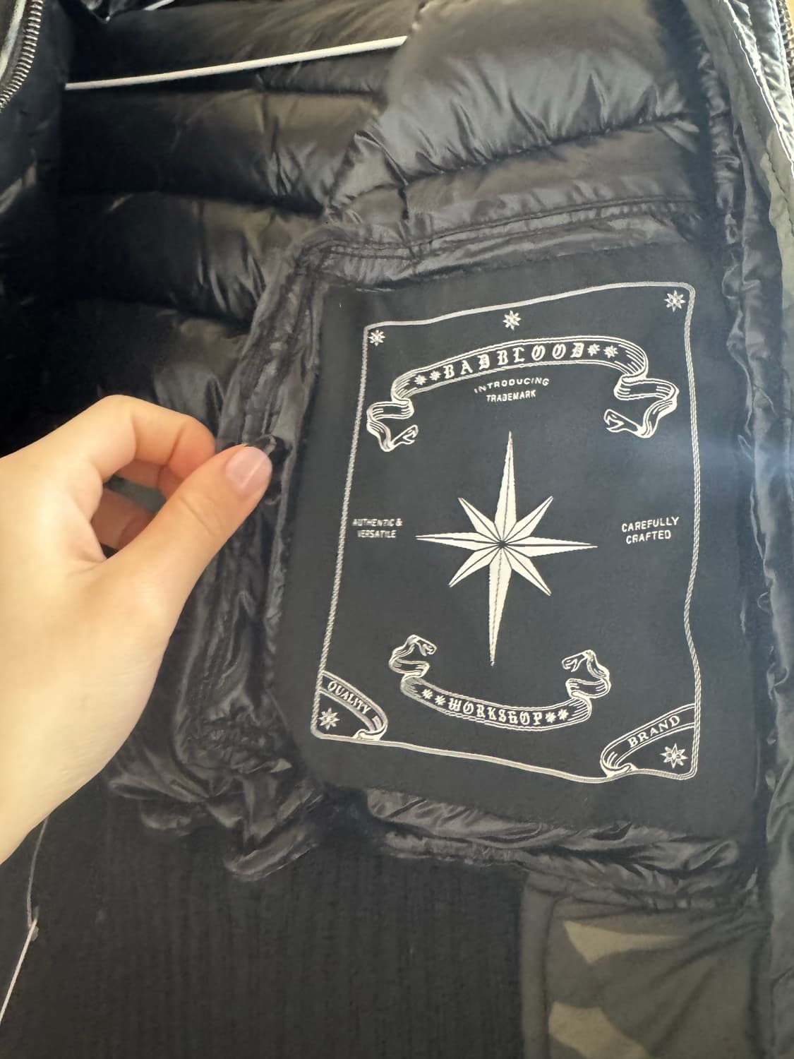 배드블러드 카모 패딩 S 급전!!! 상품이미지3