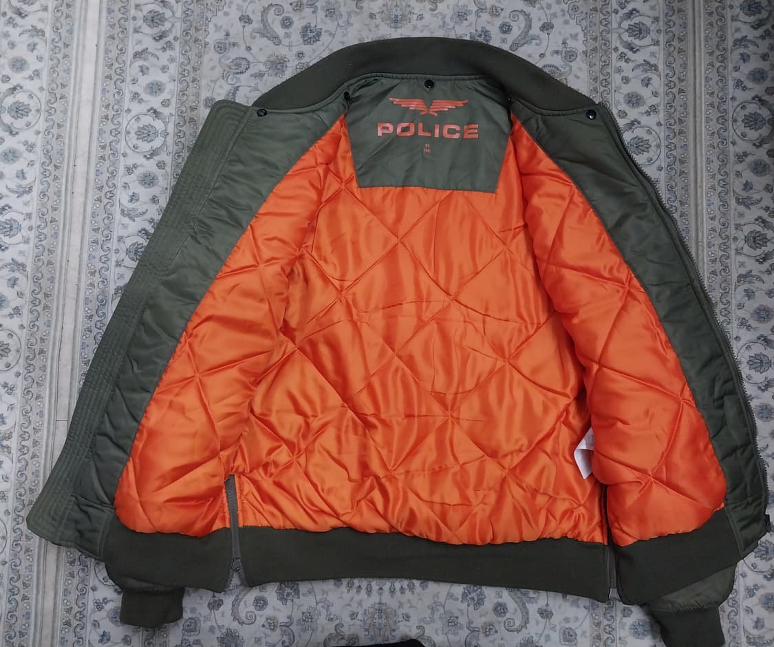 POLICE 카키 MA-1자켓 ( 팔부분 데미지) 상품이미지3