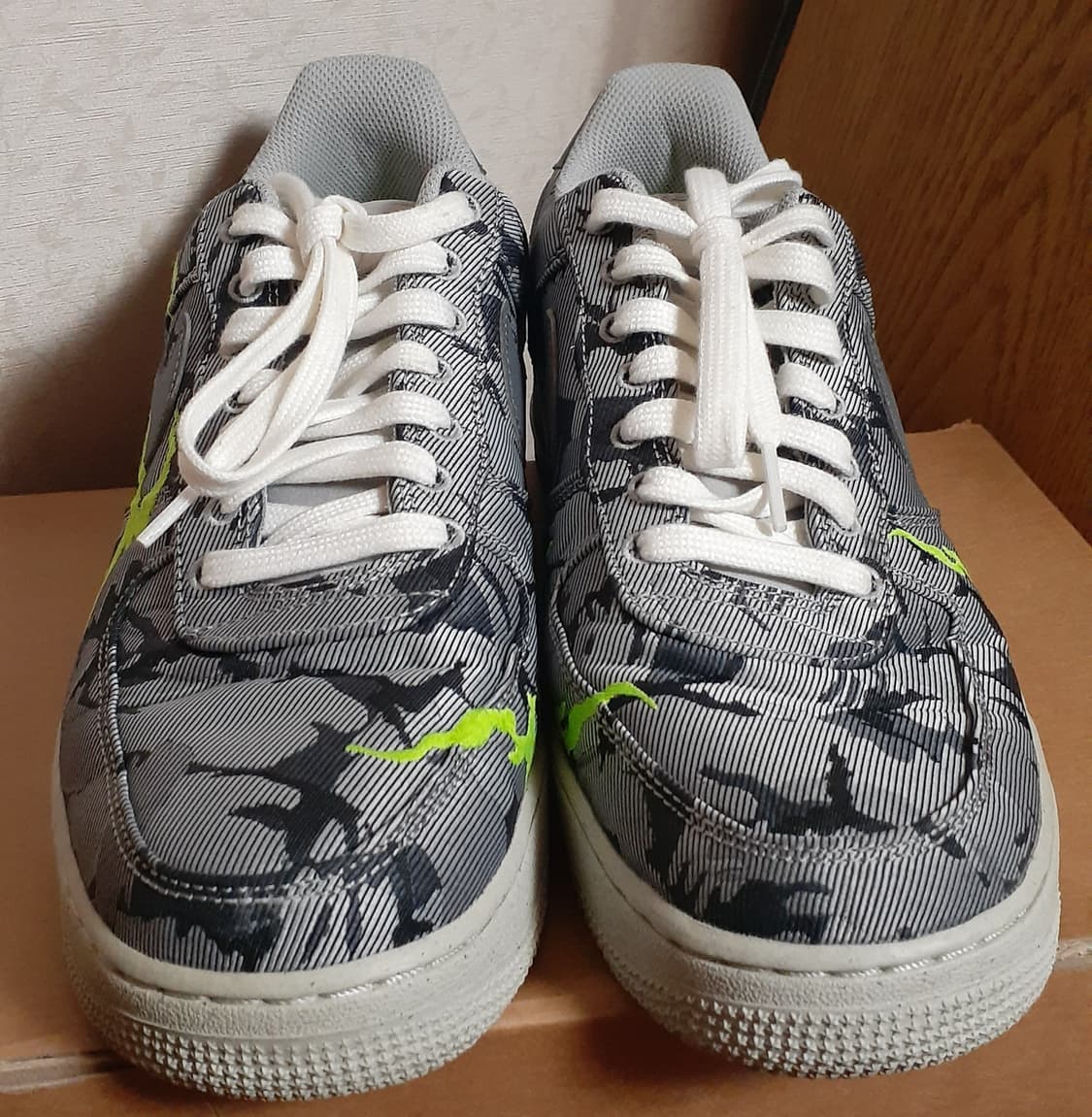 나이키 에어 포스 1 '07 LX 스모크 그레이 280 상품이미지2