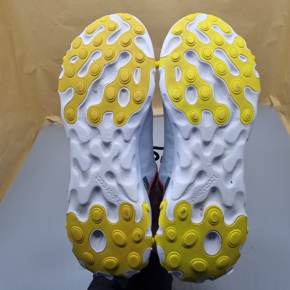 나이키 리액트 엘리먼트55 운동화 255 상품이미지3