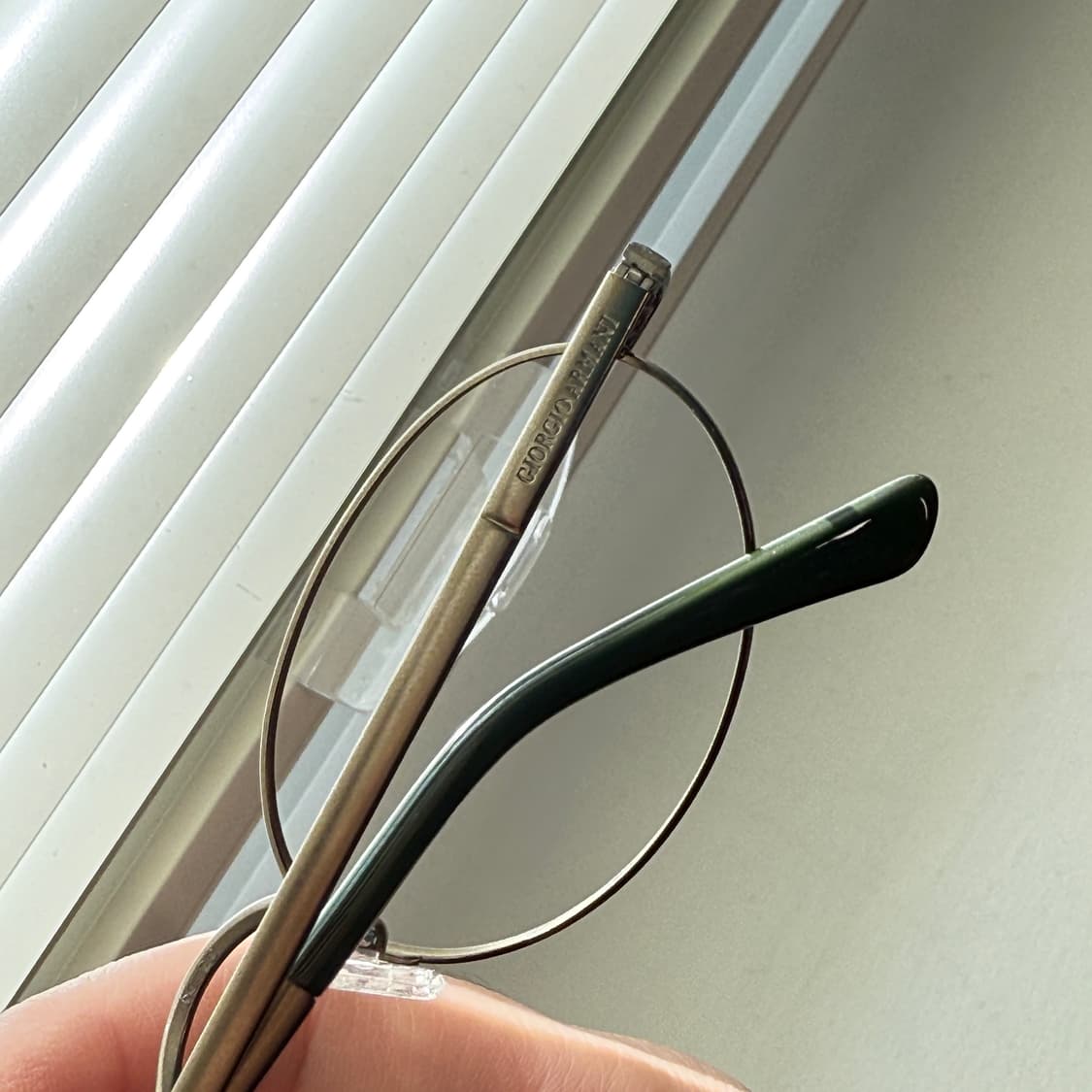 조르지오 아르마니 긱시크 빈티지 오벌형 메탈 안경 상품이미지3