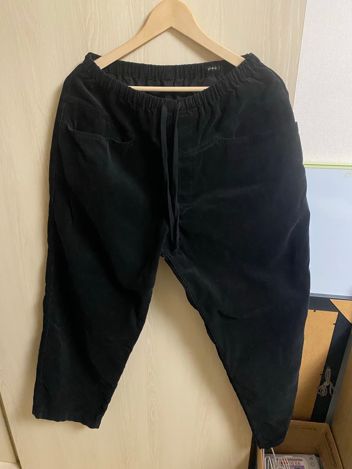 26ss 코모리 드로스트링 코듀로이 팬츠 1사이즈 상품이미지1