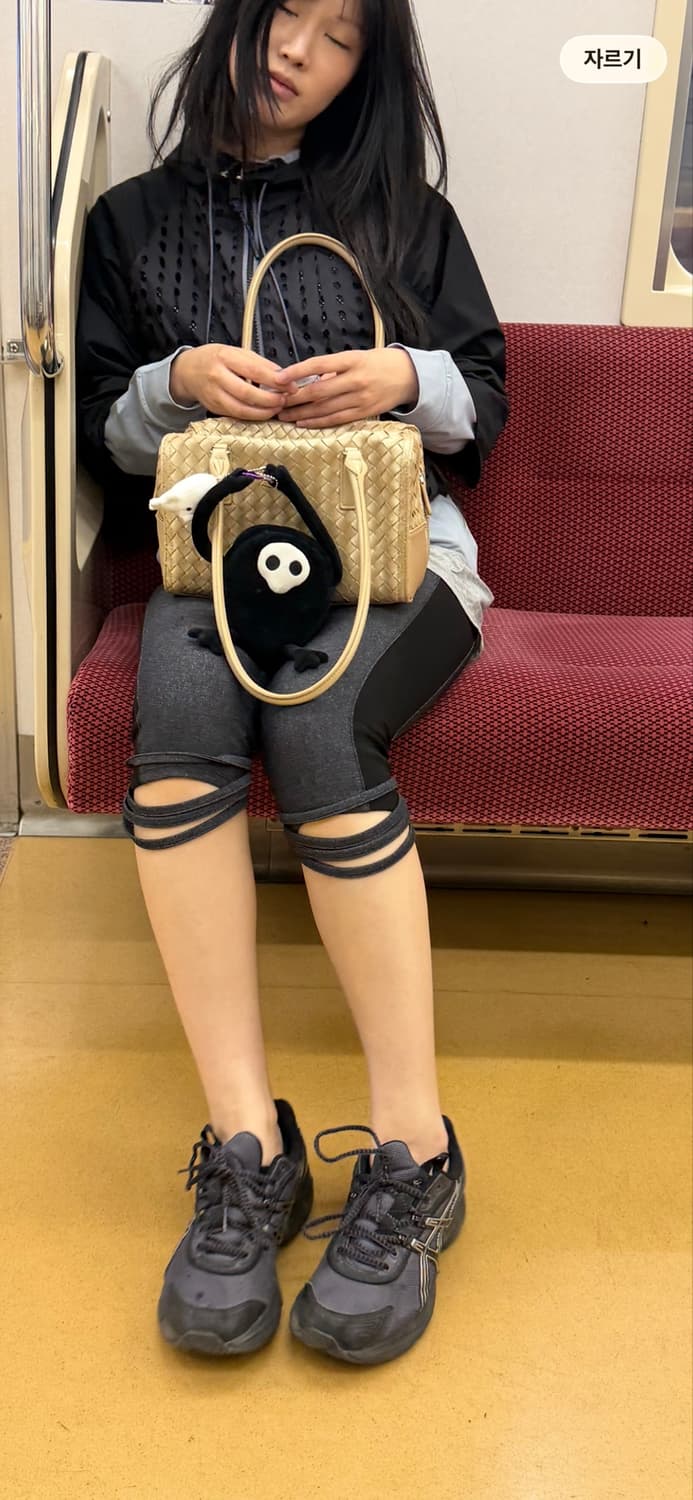 디젤 레이저커팅 바람막이 7부 상품이미지3