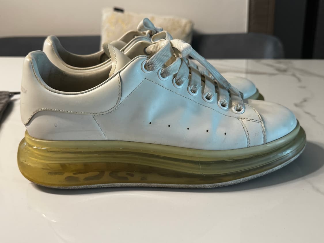 알렉산더맥퀸 오버사이즈드 클리어솔 화이트스니커즈 size 265 상품이미지4