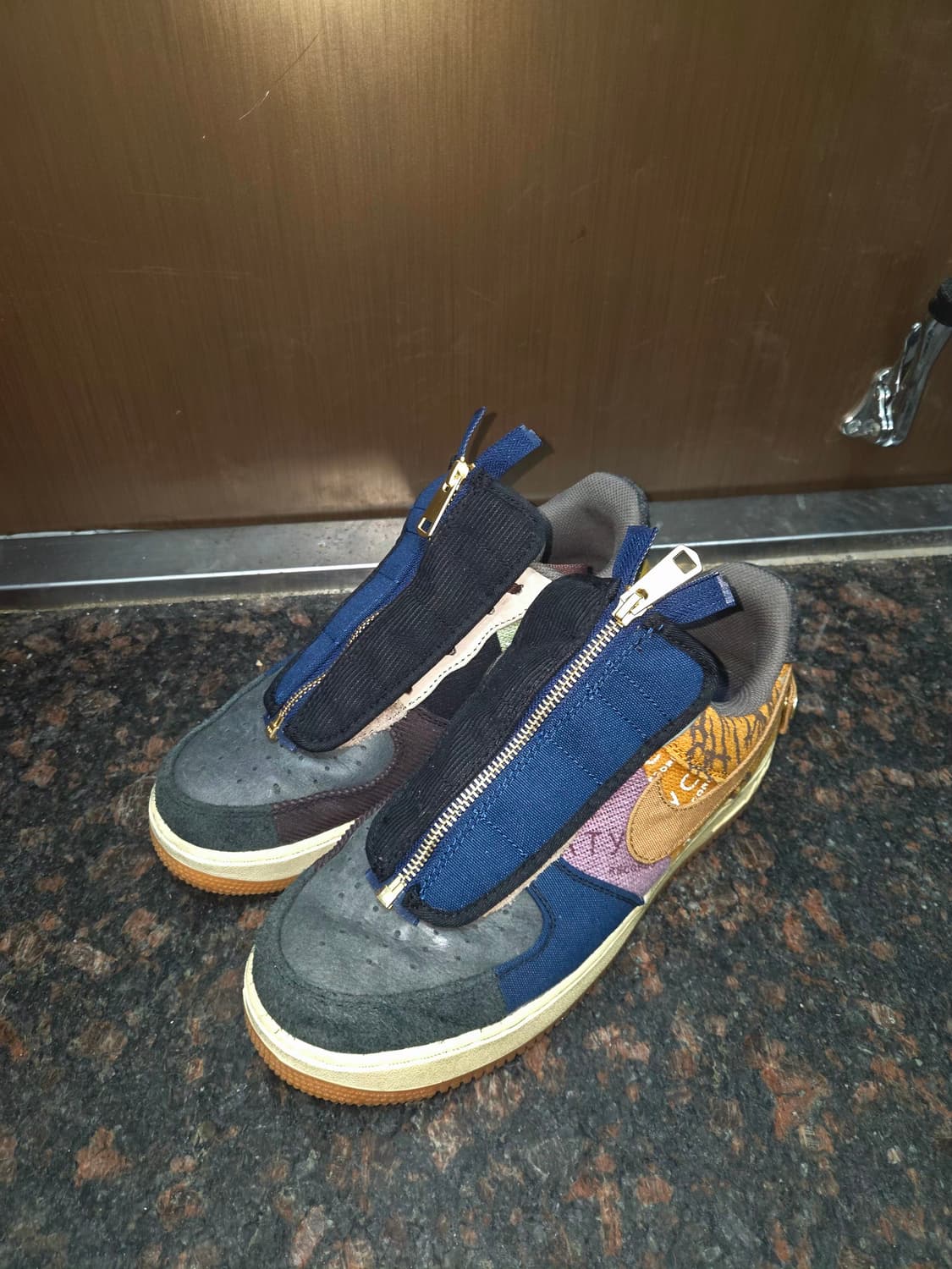 에어 포스 1 로우 칵터스 잭 CACTUS JACK 270mm 상품이미지1