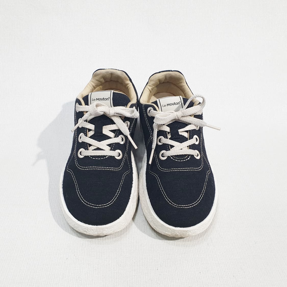 르무통 블랙 운동화 245 (여성용) 상품이미지1