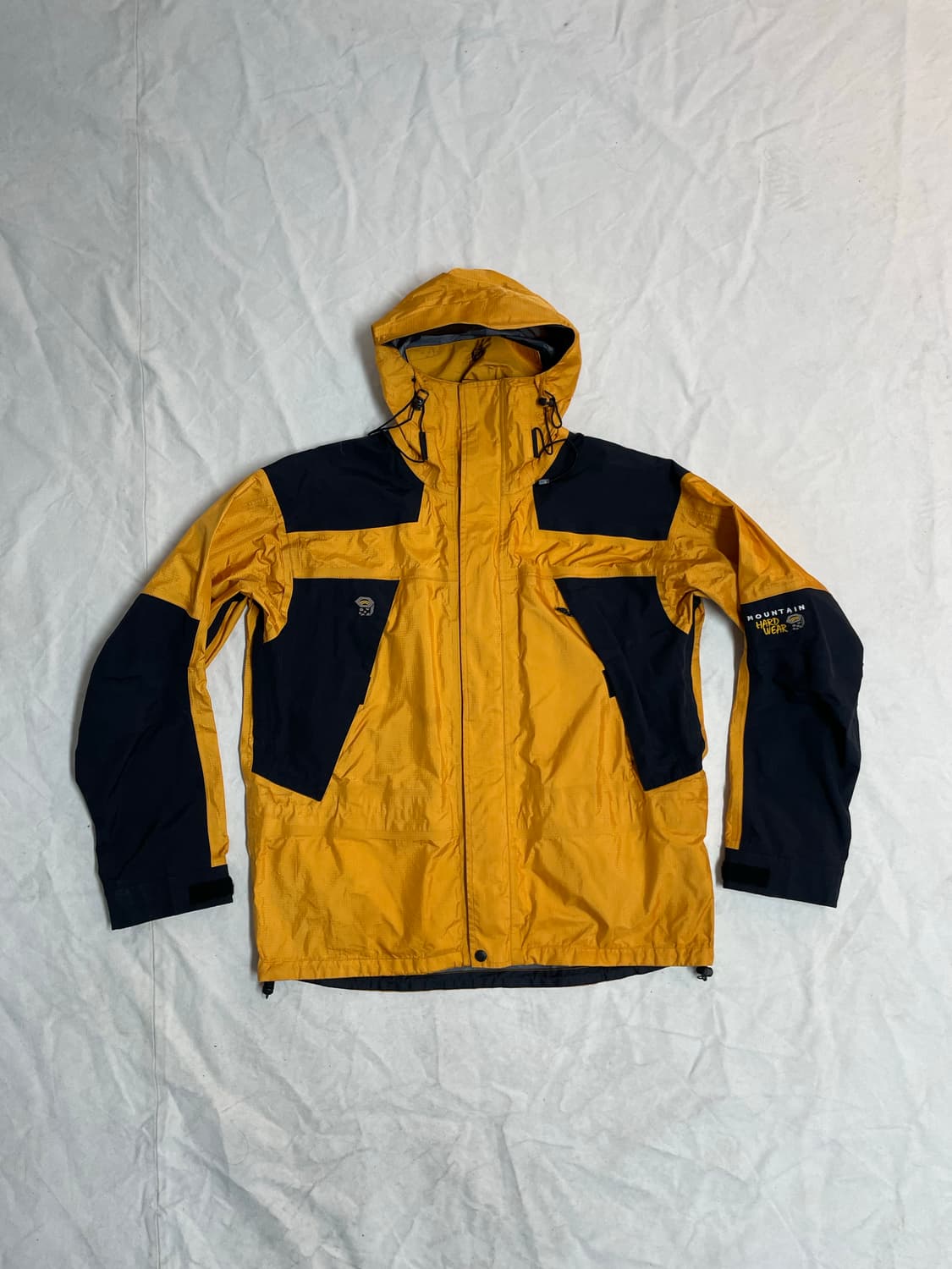 마운틴하드웨어 자켓 상품이미지1