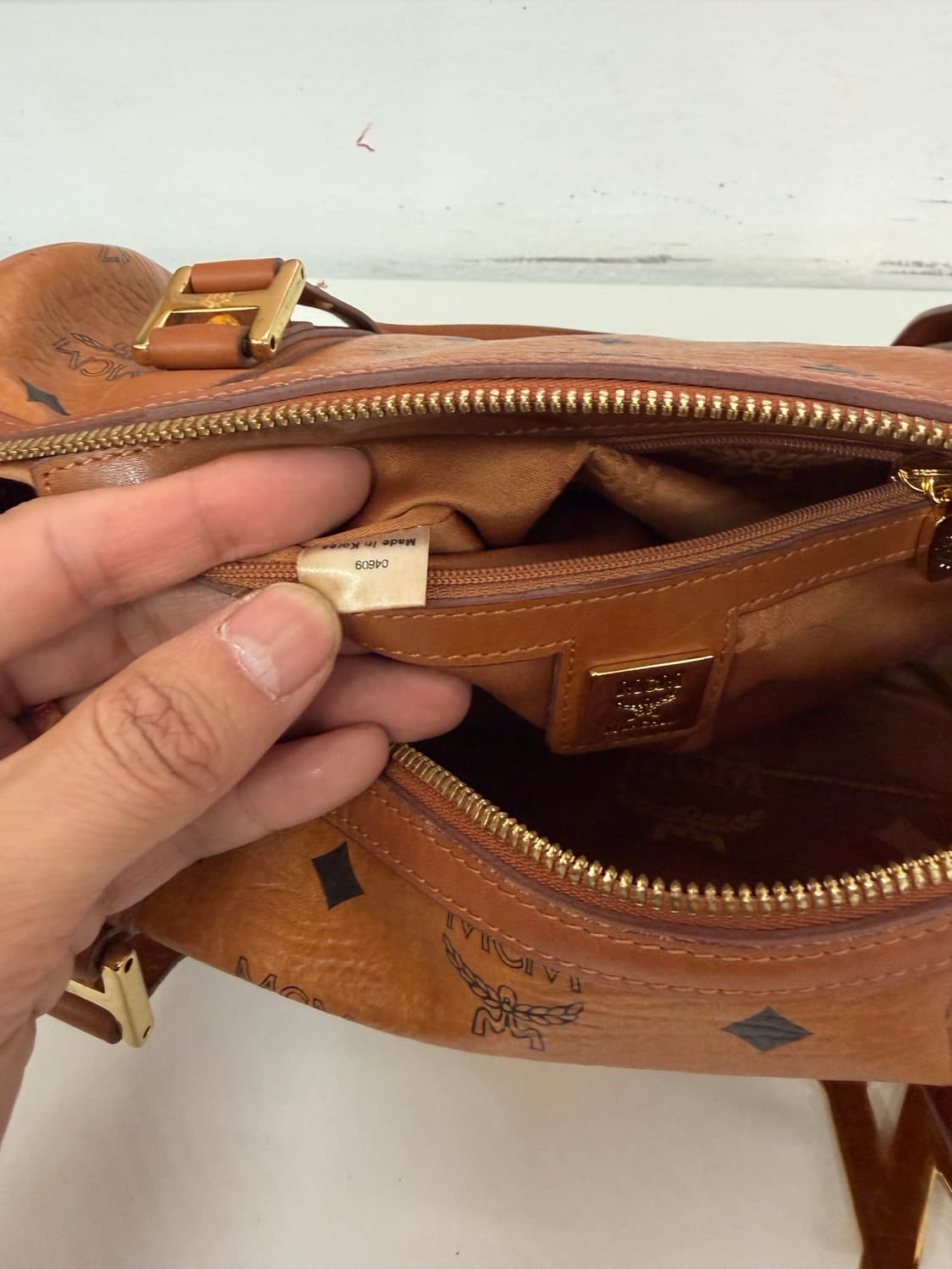 정품) MCM 비세토스 파피용 원통백  상품이미지8