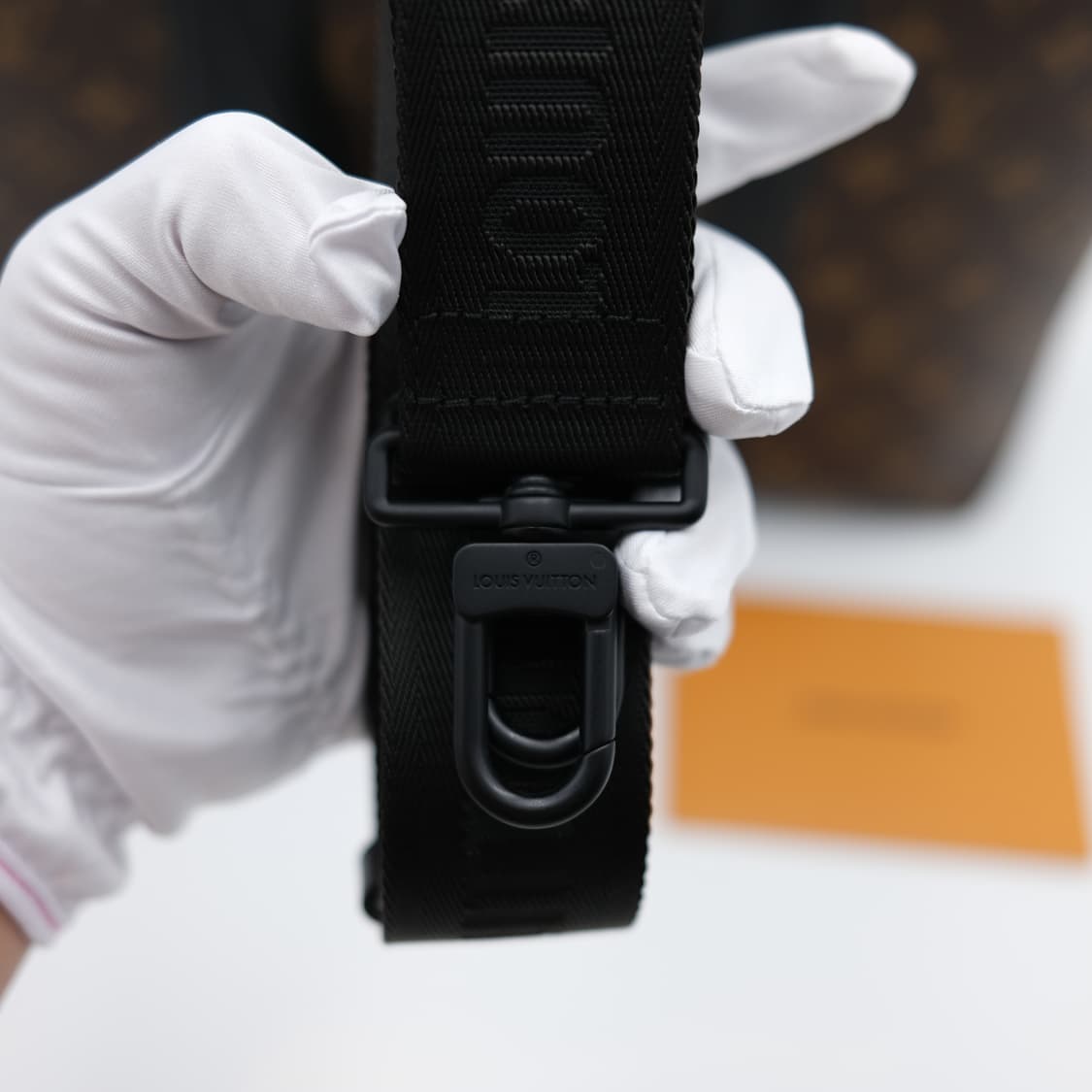 루이비통 모노그램 마카사르 위켄드 토트백 PM 사이즈 상품이미지6