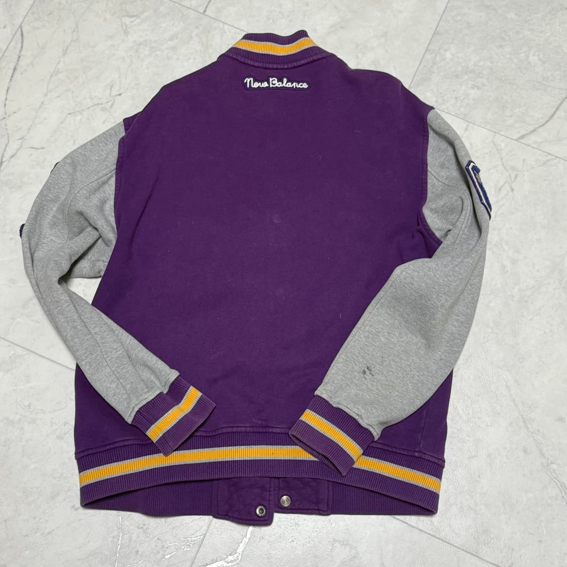 뉴발란스 바시티 자켓 상품이미지3