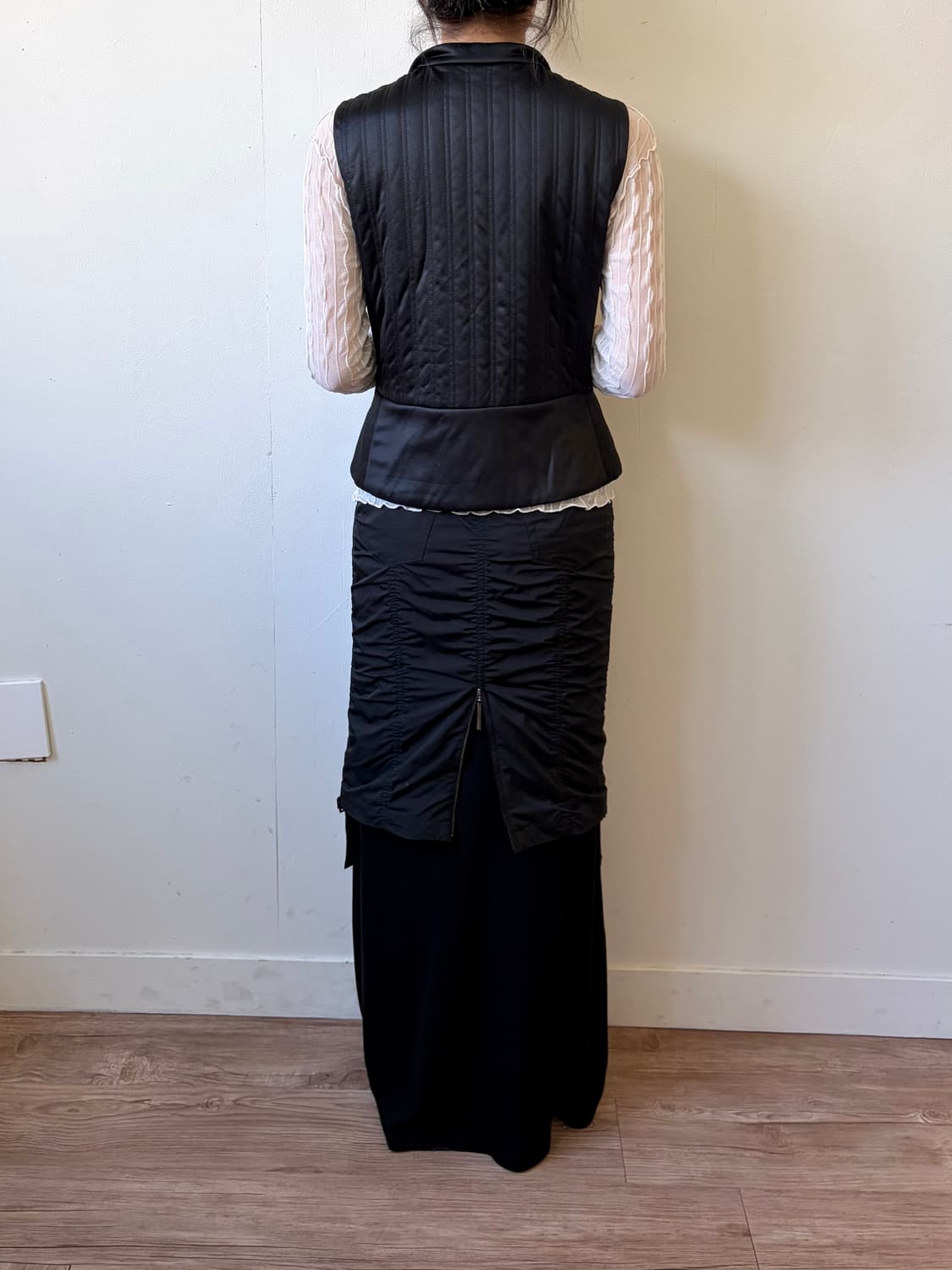 NOVESPAZIO 블랙 셔링 스커트 상품이미지8