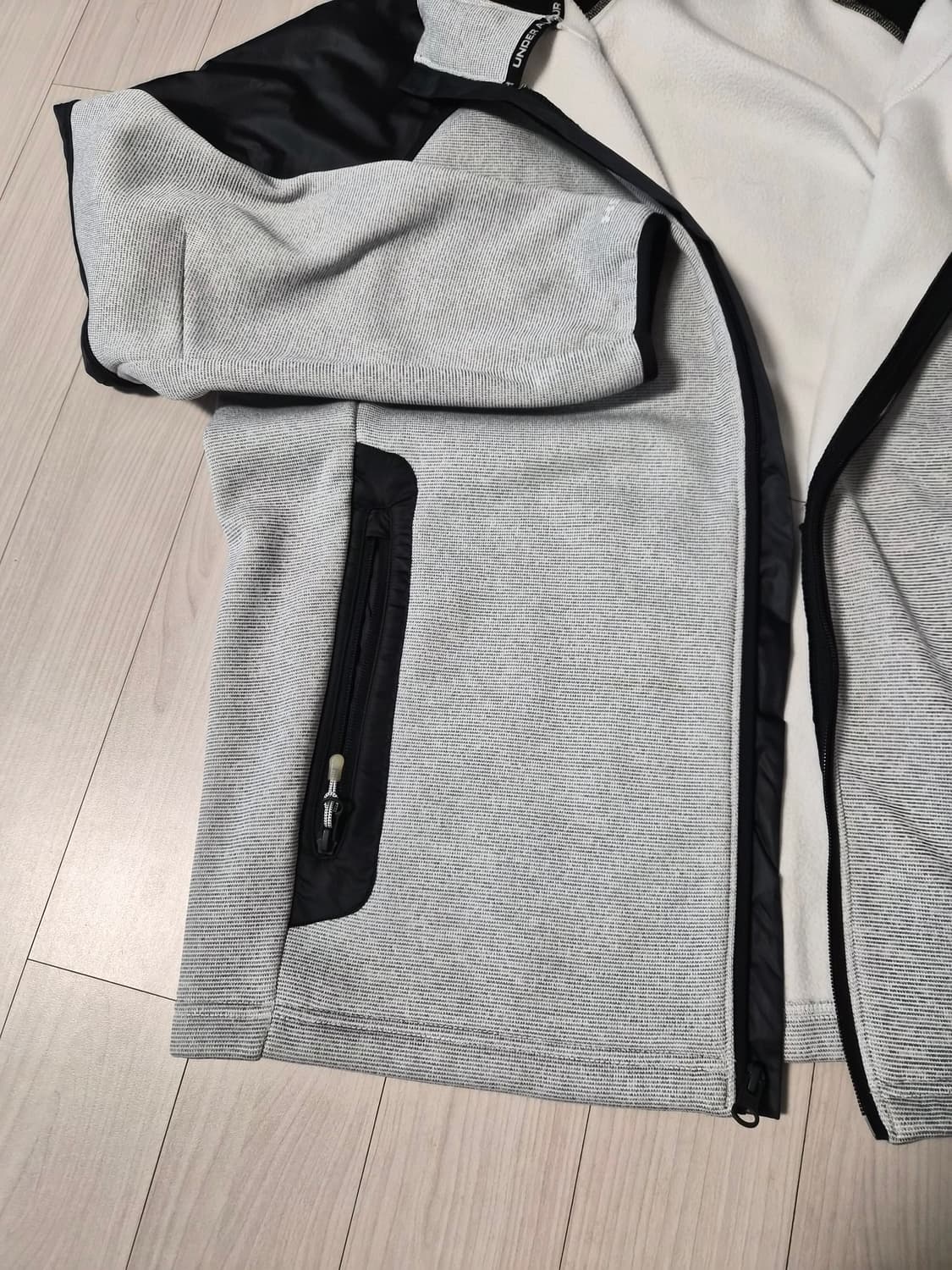 언더아머(Under Armour)의 남성 UA 에센셜 스톰 스웨킷(Ess 상품이미지9