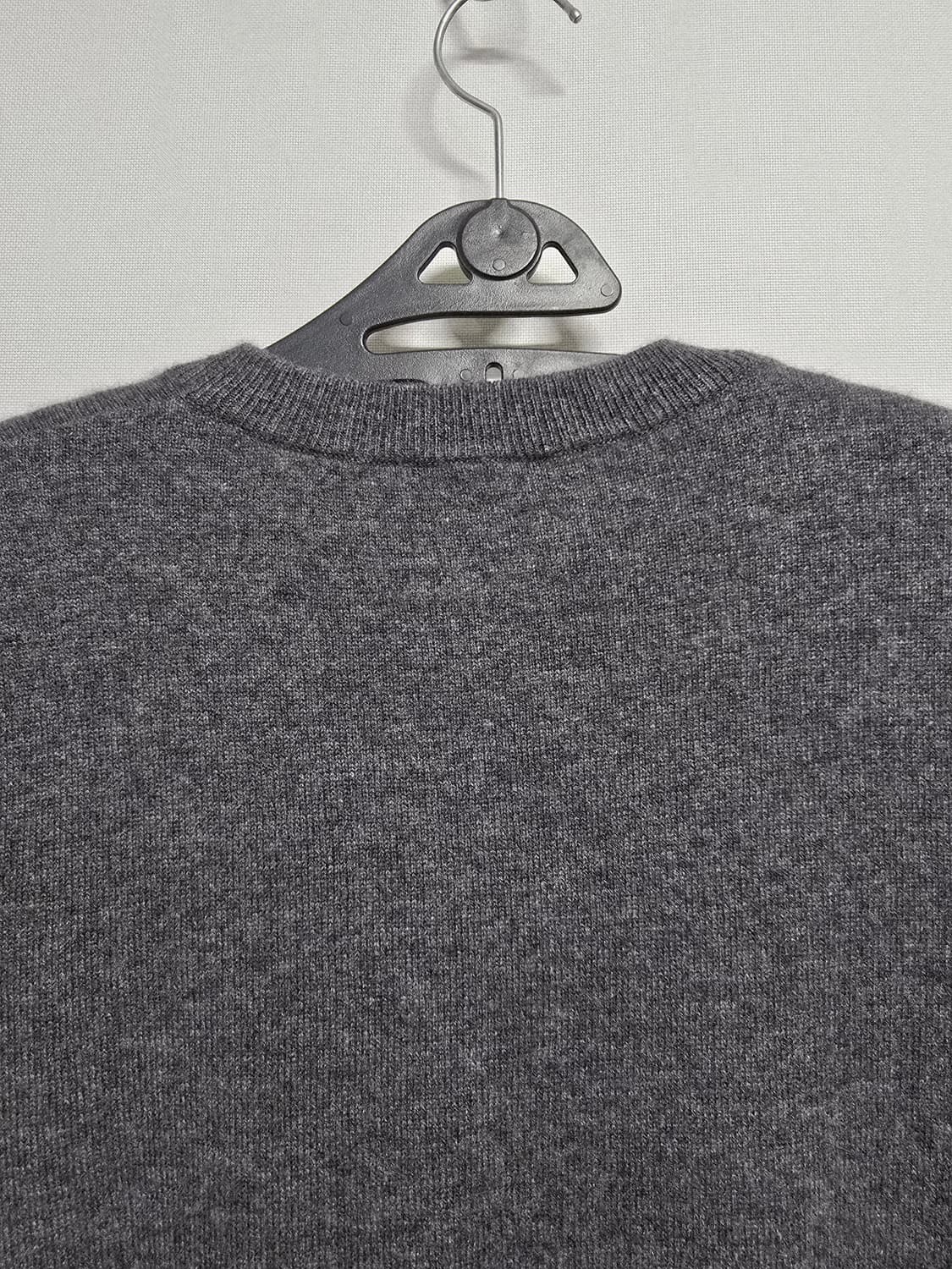 한섬 LISA YANG헬레나 캐시미어 100% 스웨터 (그라파이트) 상품이미지6