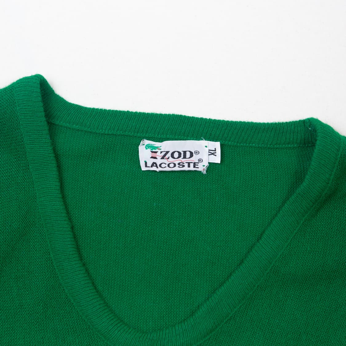 60s IZOD 라코스테 아크릴 V넥 스웨터 포레스트 그린 상품이미지3