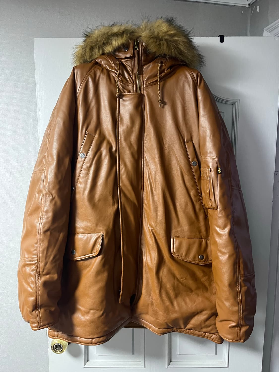 YESEYESEE x Alpha Industries N-3B Parka  상품이미지1