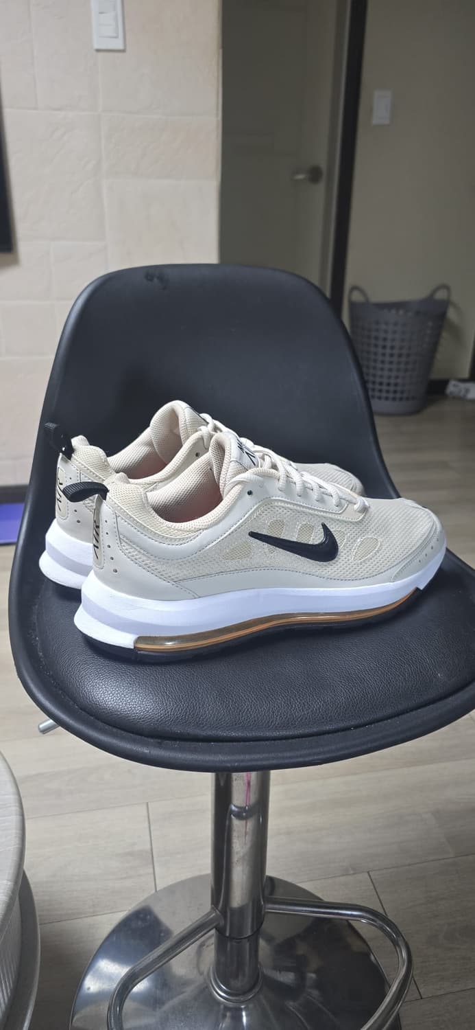 나이키 270 상품이미지2