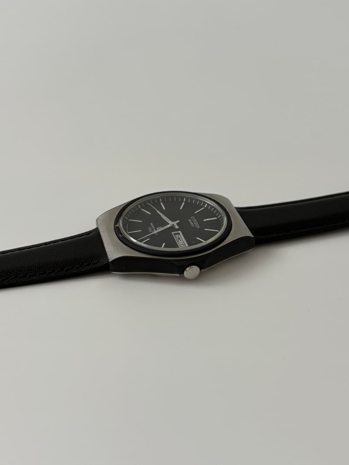 80s CQ black dial silver quartz  상품이미지6