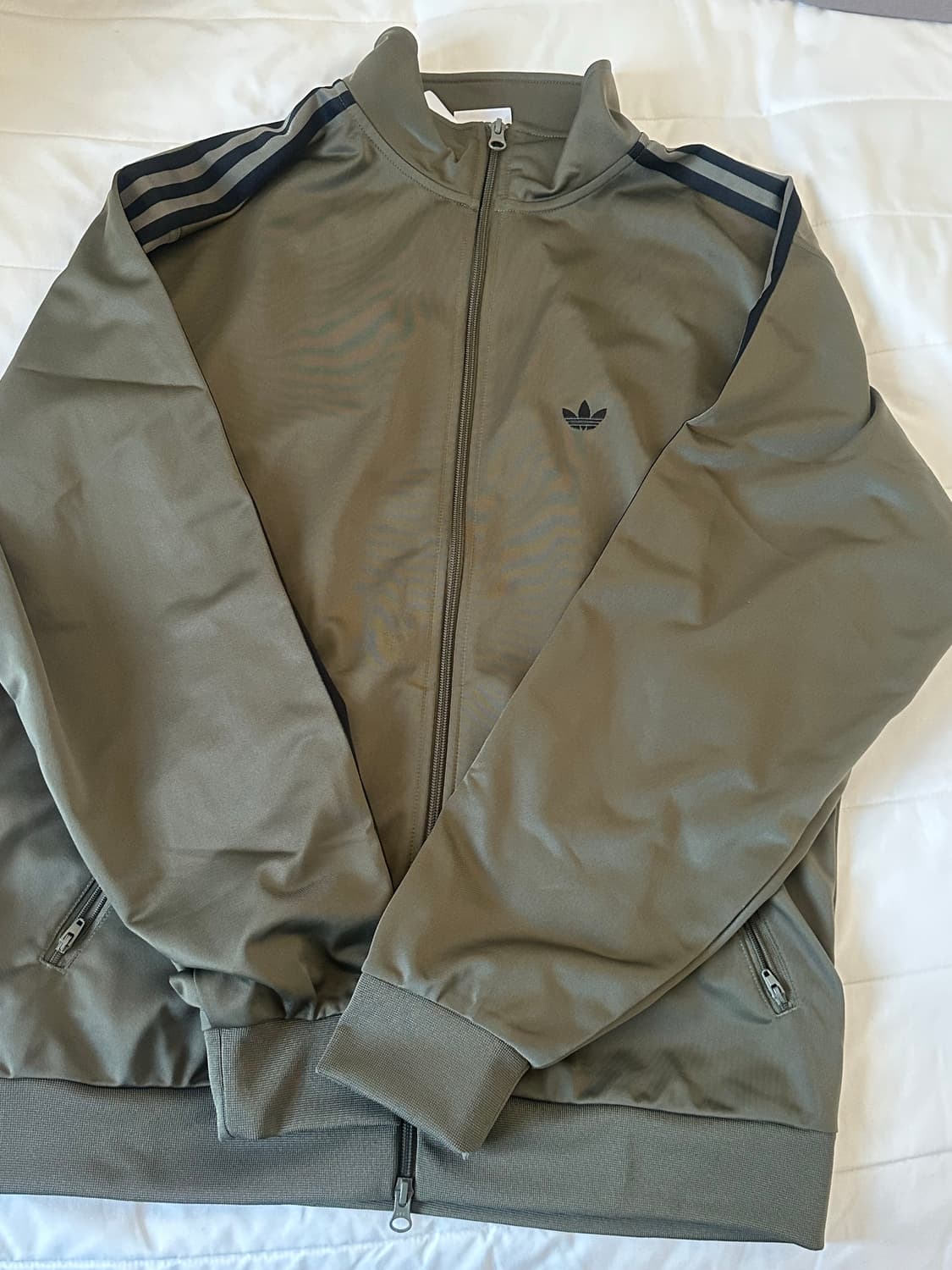 아디다스 카키 져지 희귀져지 상품이미지1