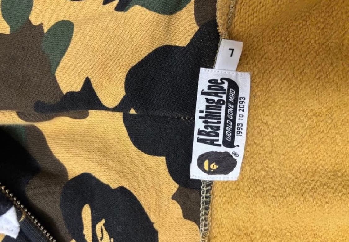 베이프 샤크후드 새상품 황계 m,L 상품이미지2