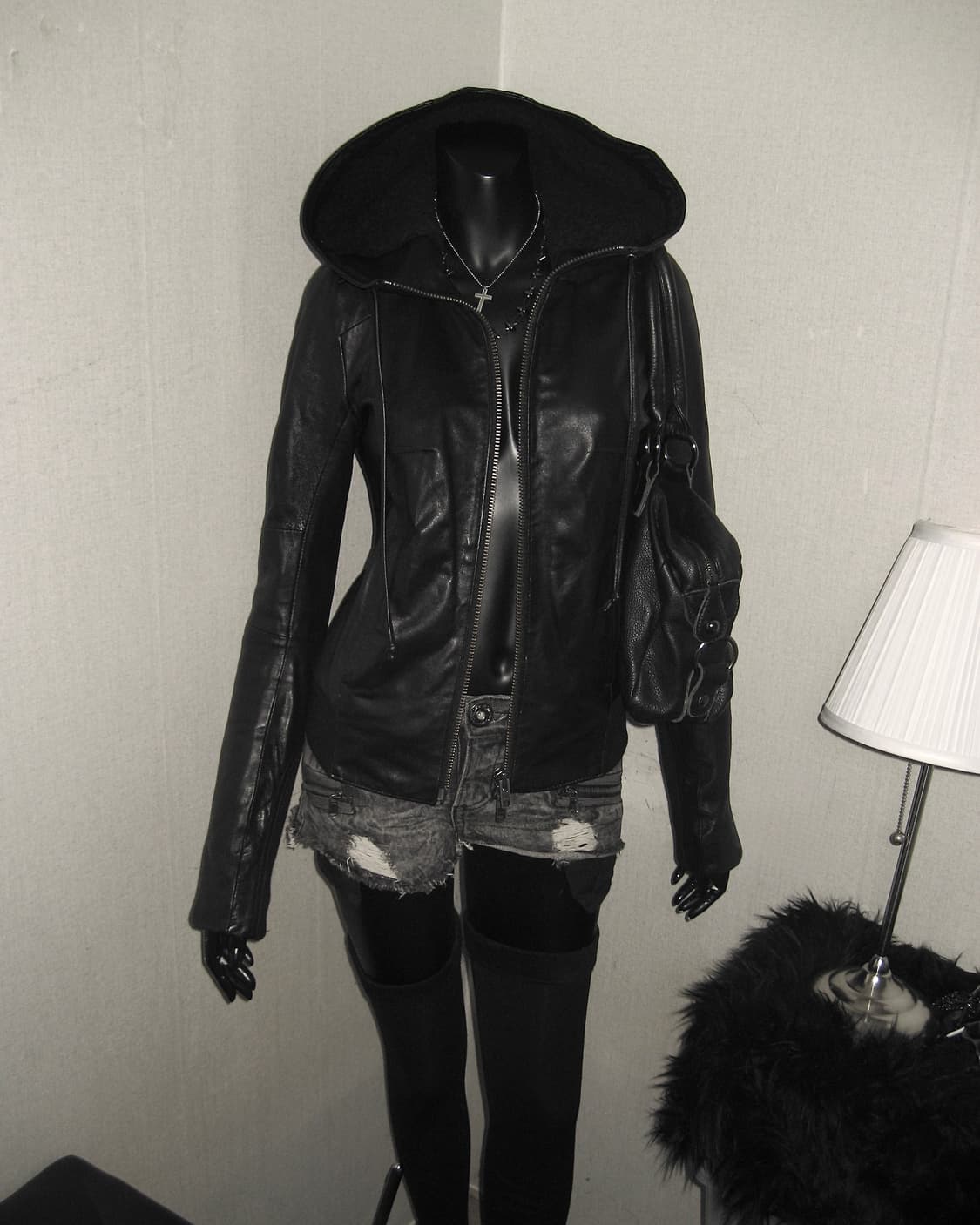 Moussy 마우지 하이넥 양 가죽 쉽스킨 후드 레더 자켓 집업 상품이미지9