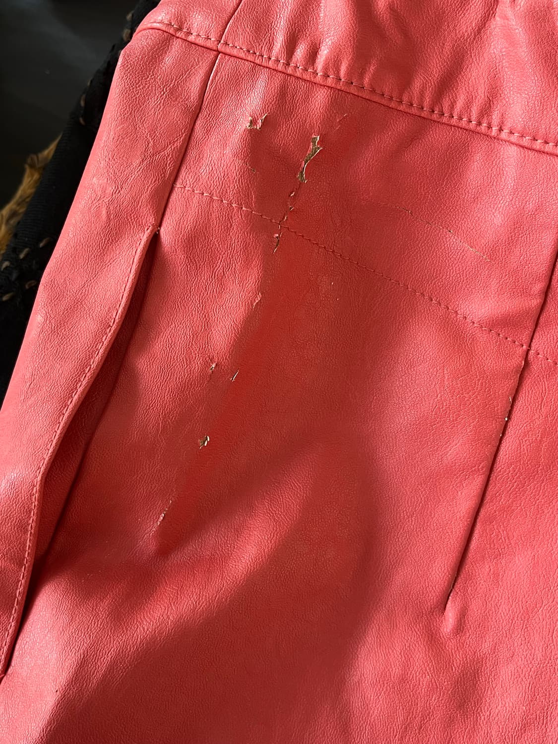 다홍핑크 가죽 미디 스커트 상품이미지3