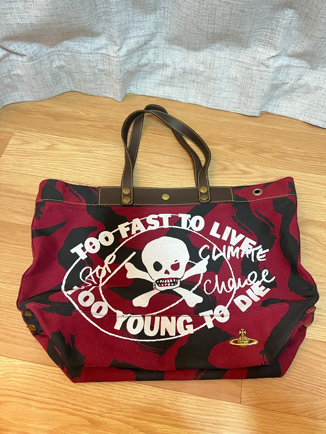 정품) 비비안웨스트우드 케냐숄더백 상품이미지3