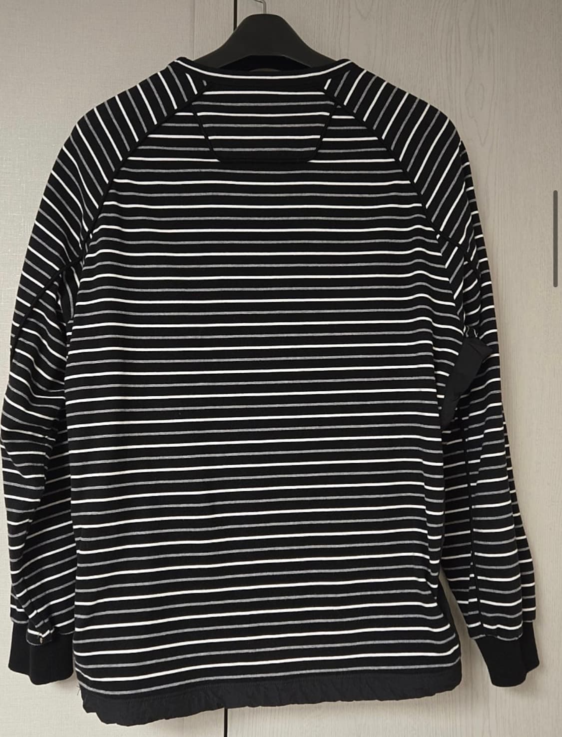 준지 22FW 사이드 배색 스트라이프 롱슬리브 티셔츠 상품이미지2