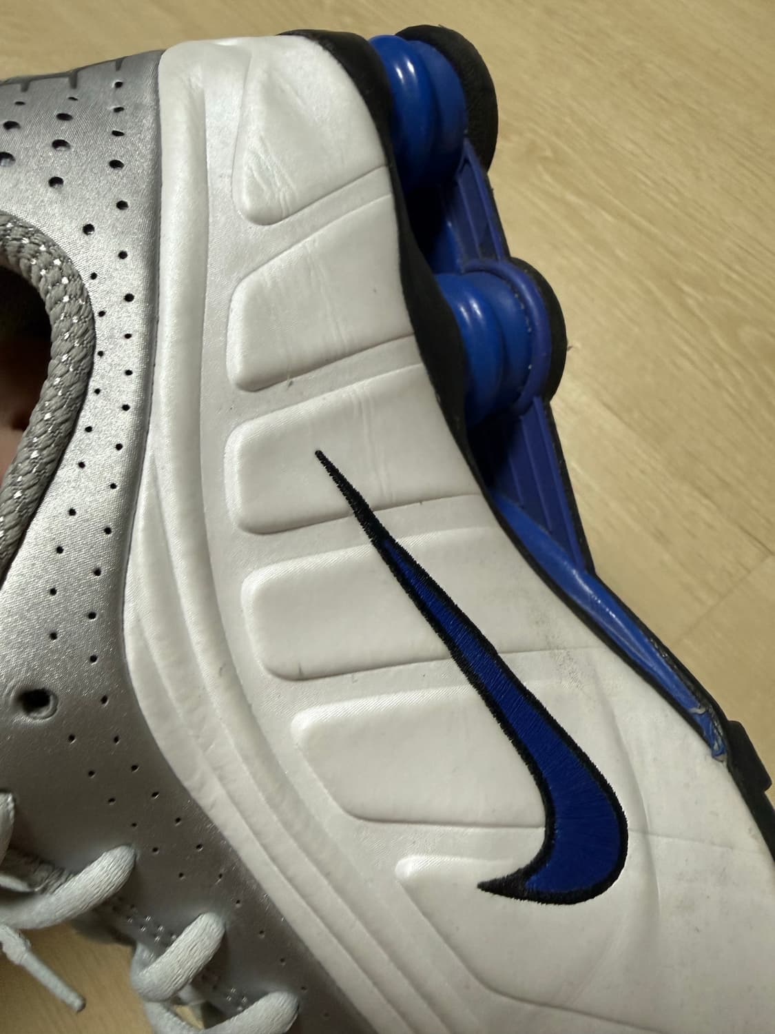 나이키 샥스 r4 상품이미지4