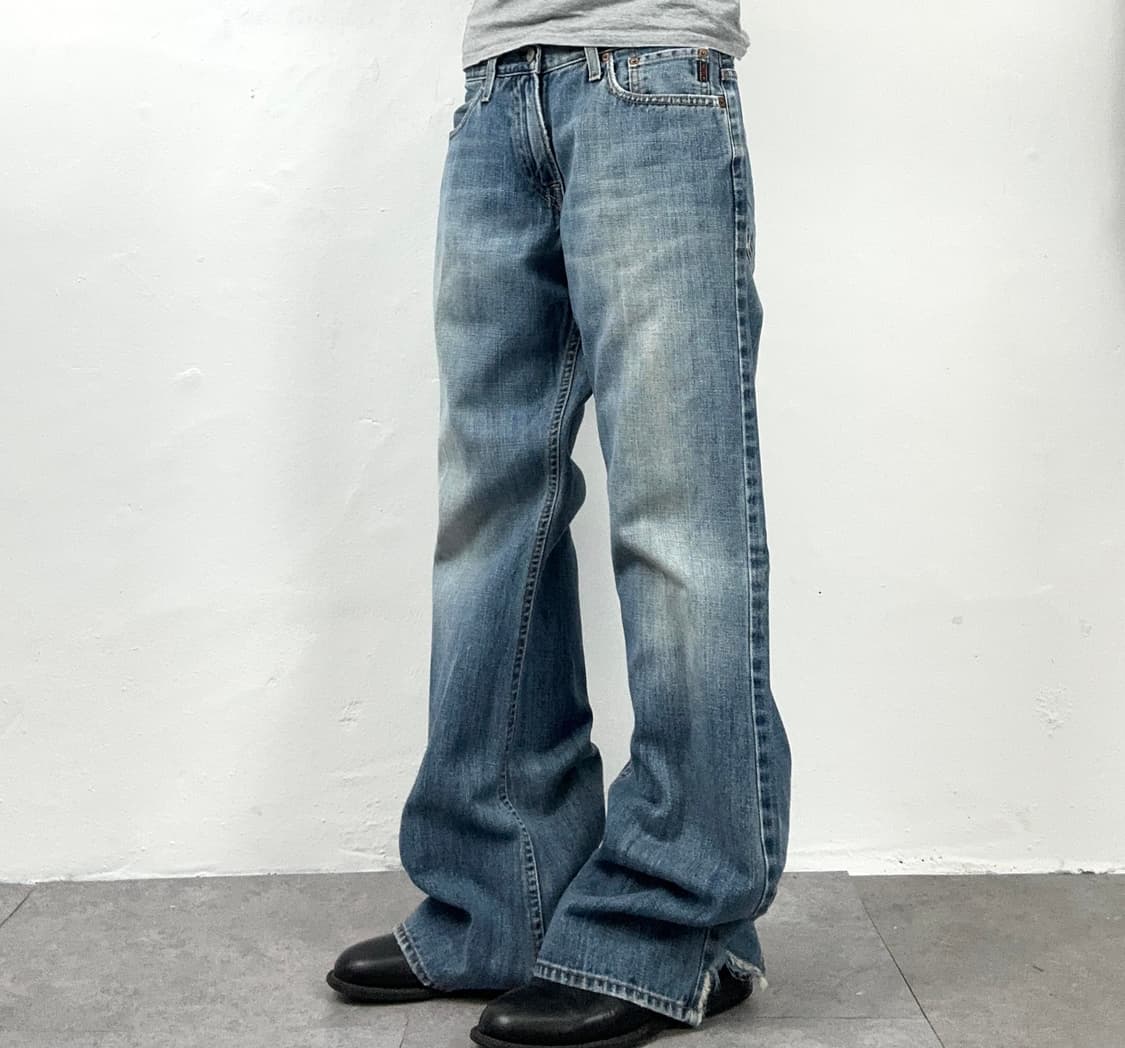 Abercrombie & Fitch 1892 Flare Denim 상품이미지1