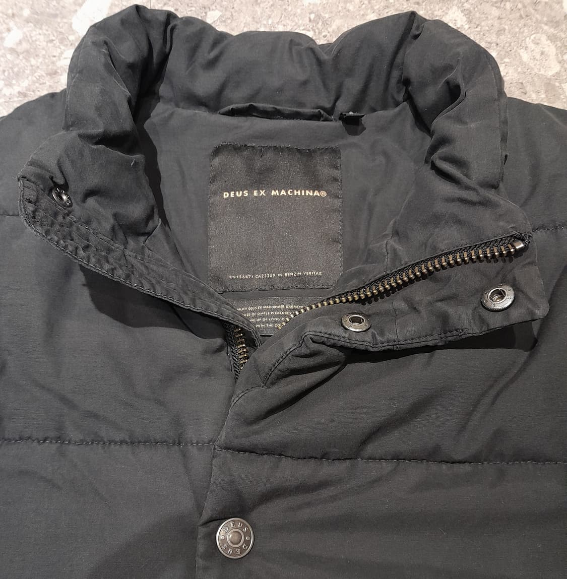 💥데우스 엑스마키나 패딩 자켓 블랙 (L) 상품이미지6