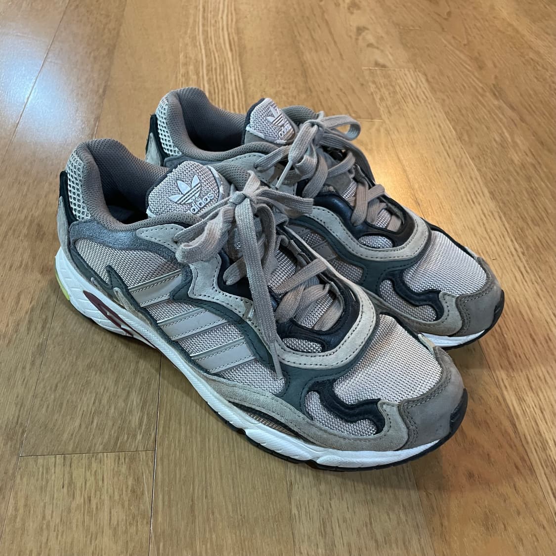 아디다스 템퍼 런 운동화 270 상품이미지1