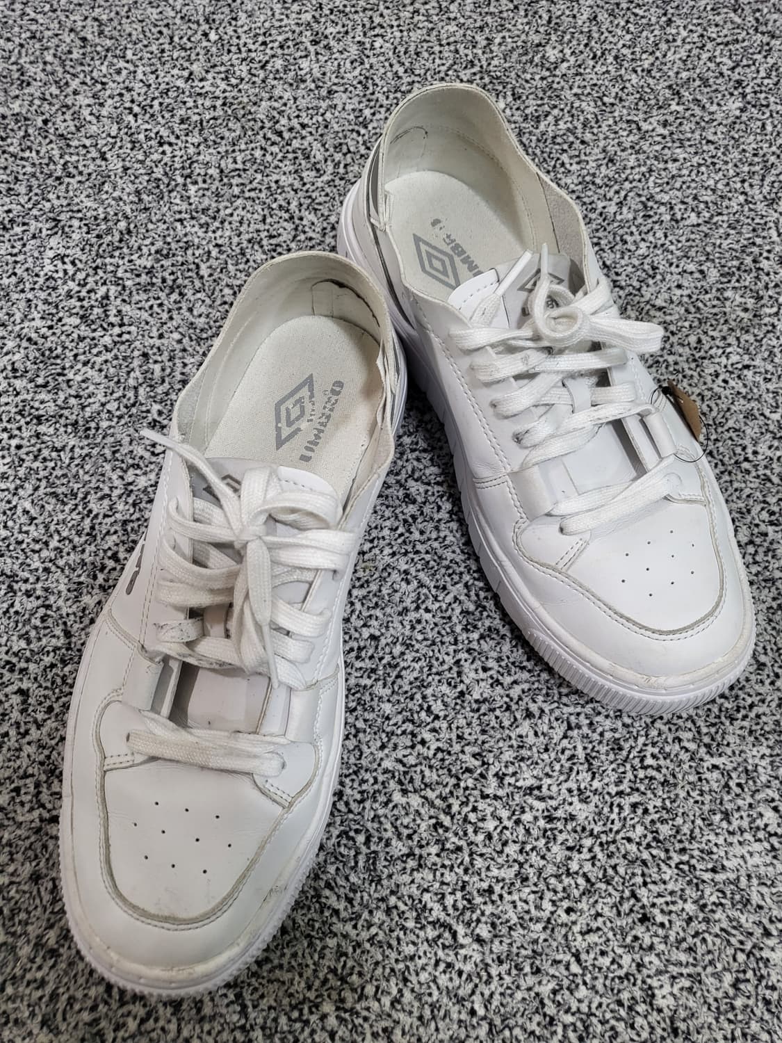 엄브로 화이트 스니커즈 (Umbro Sneakers) 상품이미지2