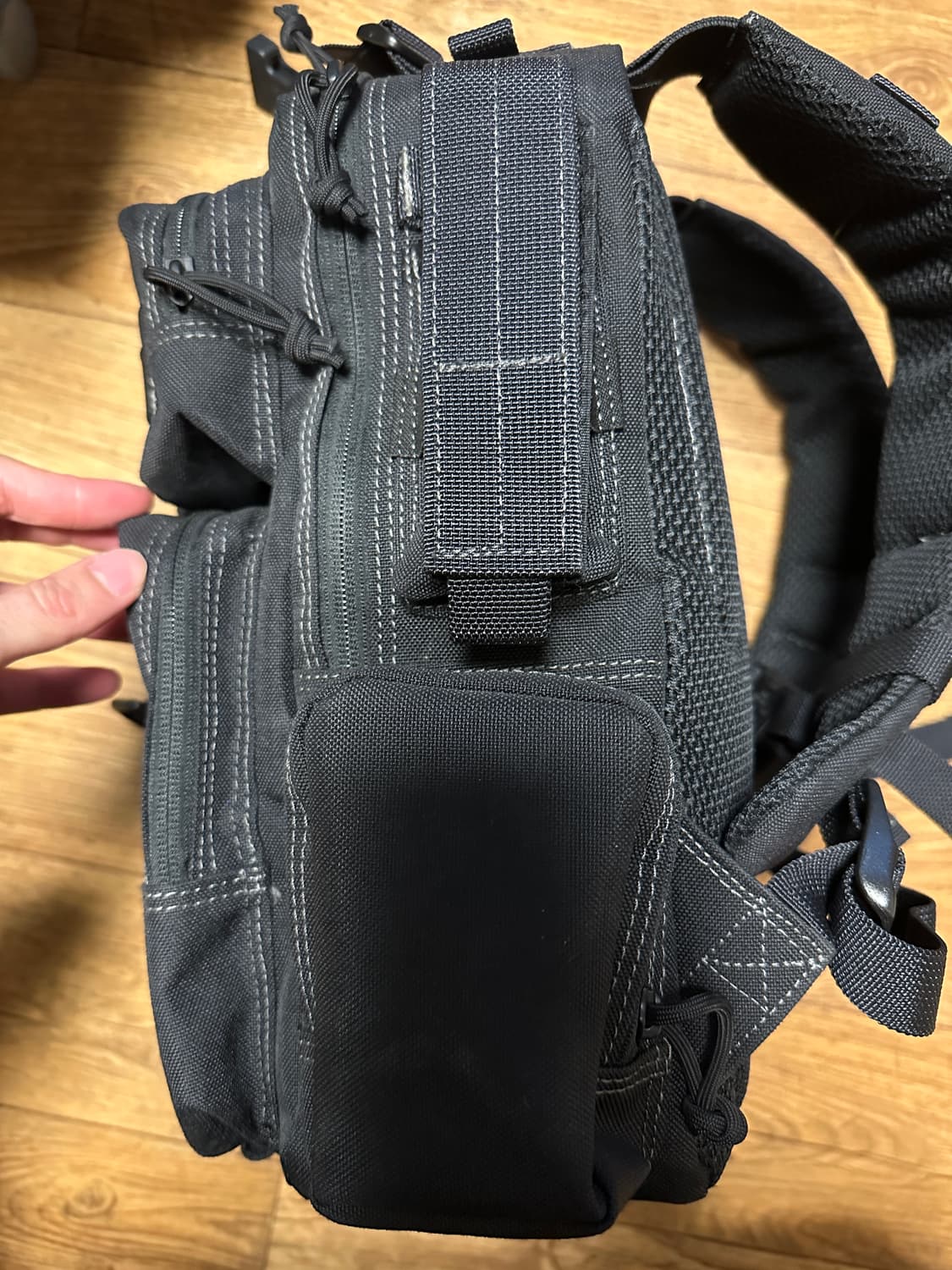 맥포스 타이푼 백팩 1회 착용 상품이미지4