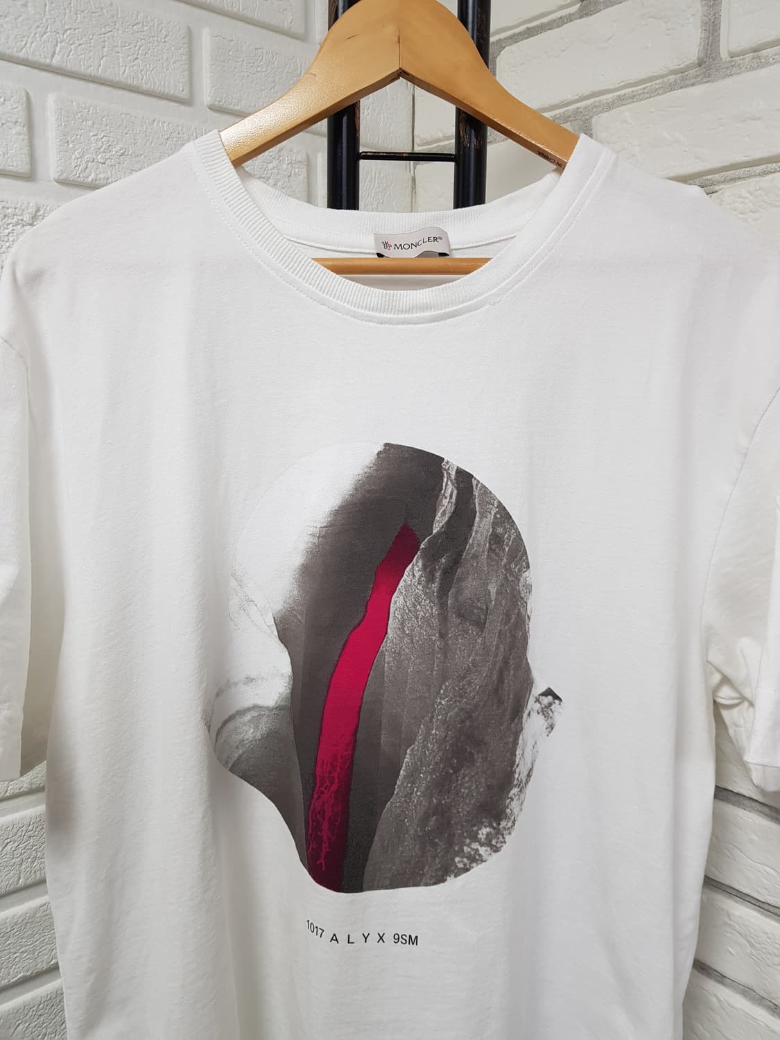 [xl/정품] 몽클레어 더블와펜 반팔티 상품이미지2