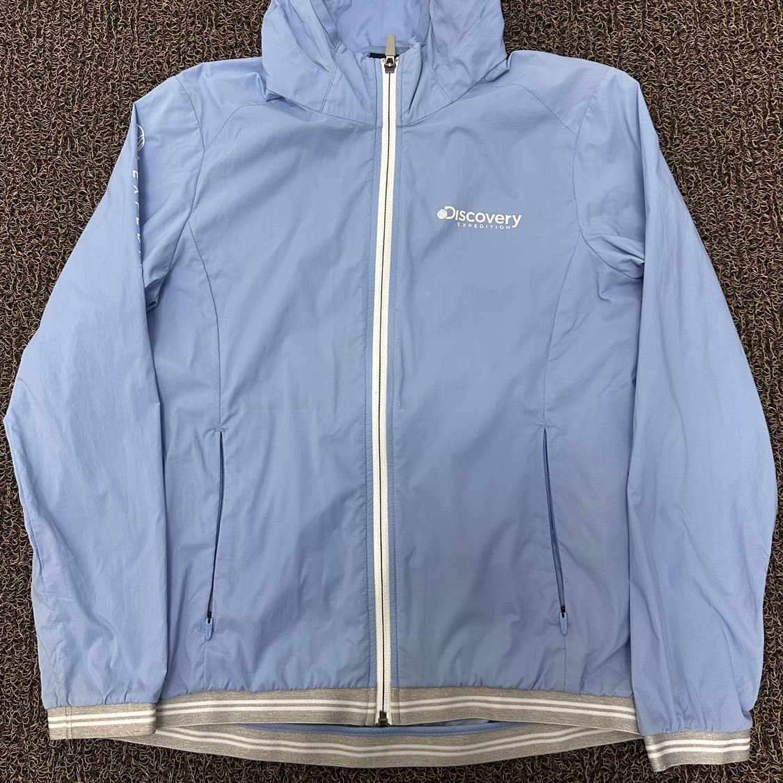 디스커버리 여성 경량 바람막이 자켓 90사이즈 상품이미지3
