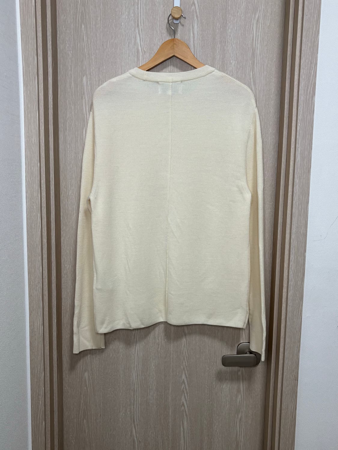 새상품급)솔리드옴므 울 절개니트48/100/크림색 상품이미지2